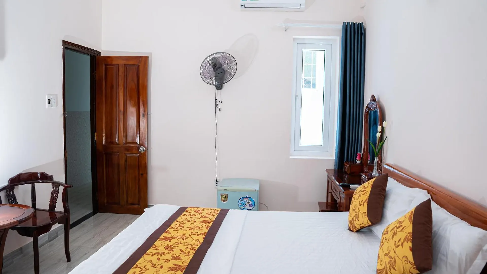 You & Me Hotel Apartment Vung Tau 0*,  Vietnam