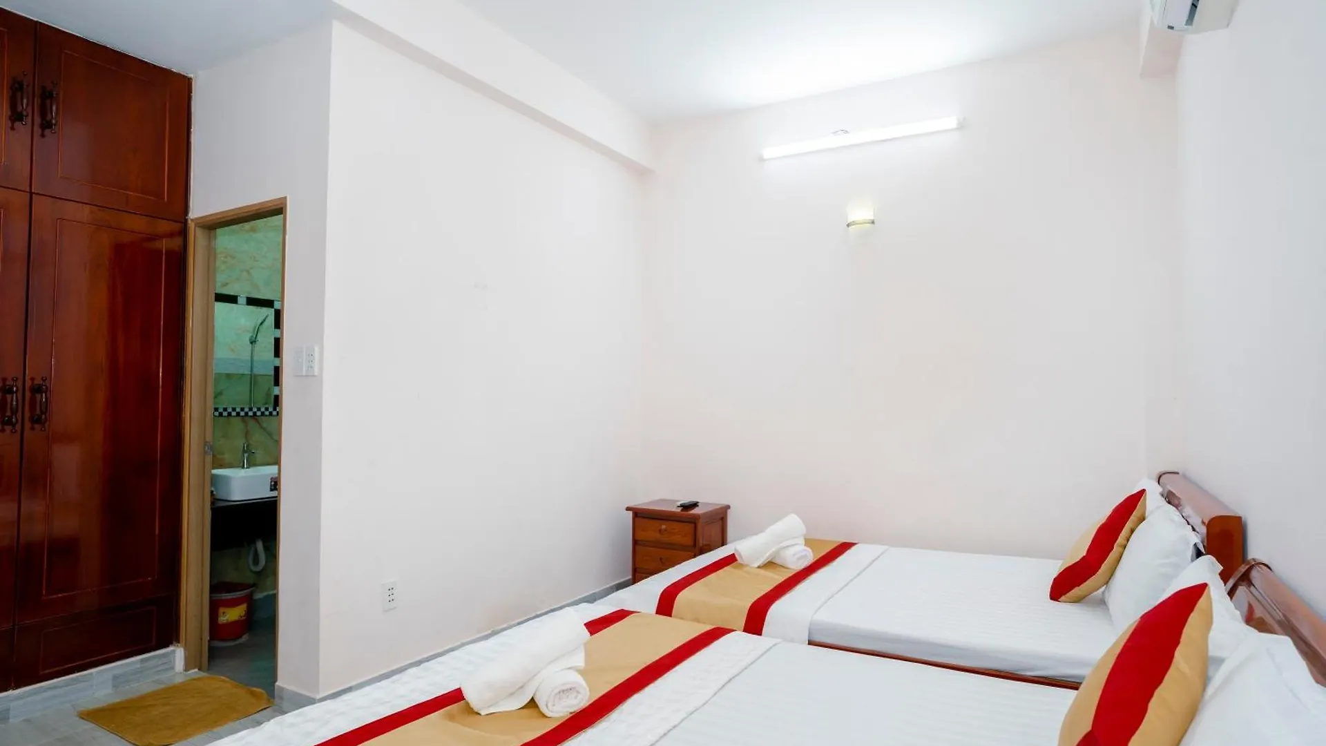 You & Me Hotel Apartment Vung Tau 0*,